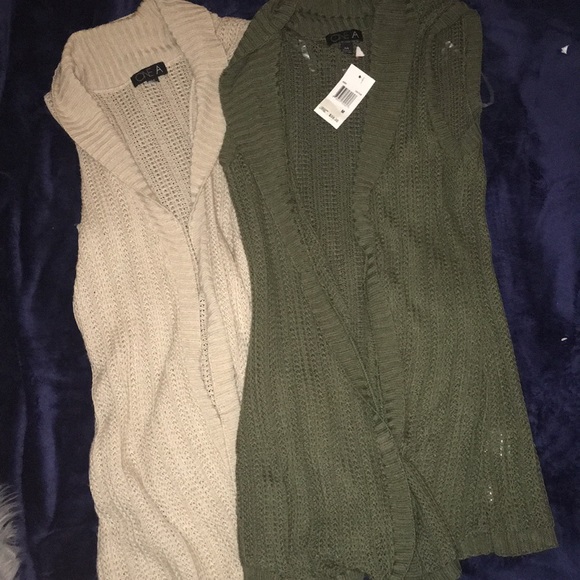 2 Short Sleeve Cardigans (green and tan) - Picture 1 of 5